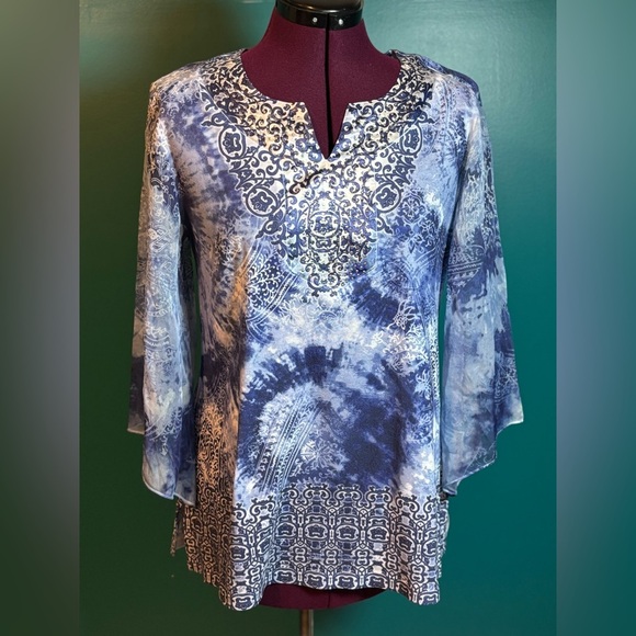 ONE WORLD Tops - ONE WORLD Blue Bell Sheer Sleeve Tunic Top